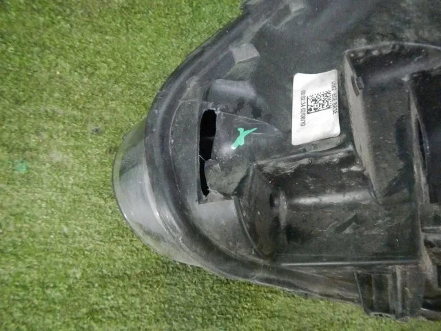 Фара правая для Ford Explorer U502 rest 2014-2019 на фотографиях