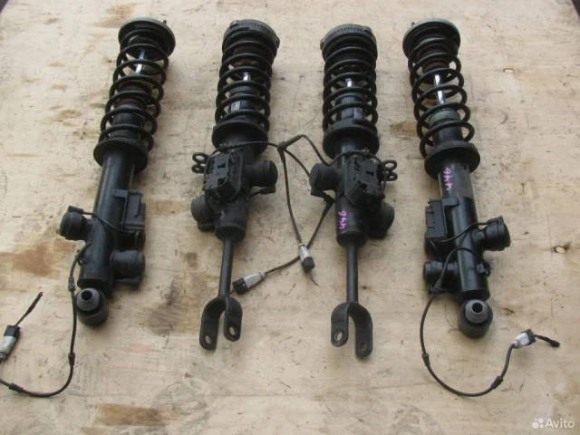 Пружина амортизатора задняя для BMW 5er Ф10 2010-2013 на фотографиях