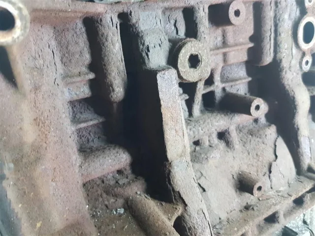 Двигатель без навесного для Ford Tourneo (Фургон, Автобус) 2006-2014 на фотографиях