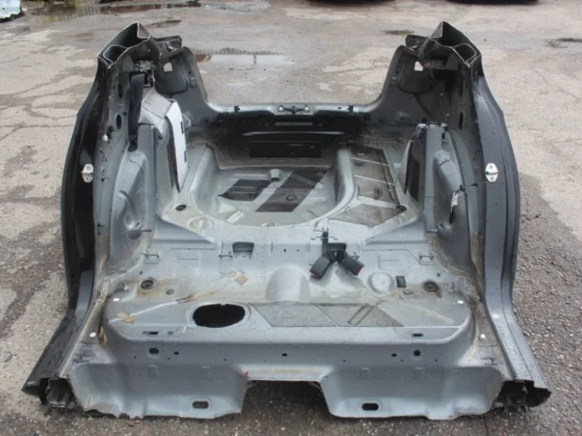 Панель кузова задняя для Skoda Rapid I NH3 2012-2017 на фотографиях