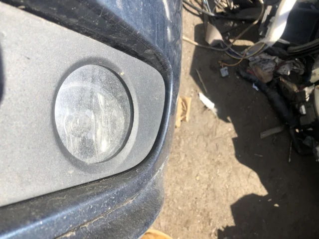 Противотуманка (ПТФ) передняя левая для Volvo XC70 BZ 2007-2016 на фотографиях