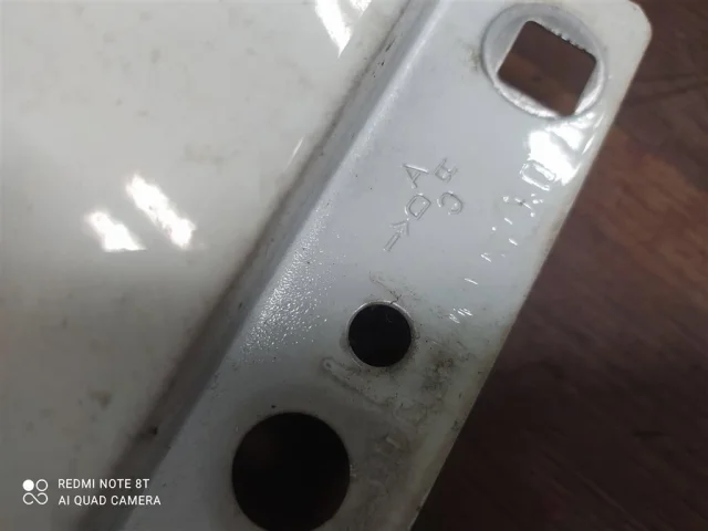 Крыло левое для Mercedes-Benz C class CL203 2000-2008 на фотографиях