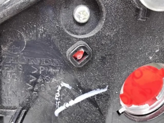 Фонарь левый для Honda Civic FD 2005-2012 седан на фотографиях