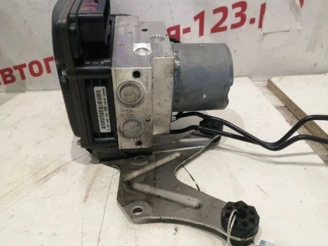 Блок ABS для BMW 5er Ф10 2010-2013 на фотографиях