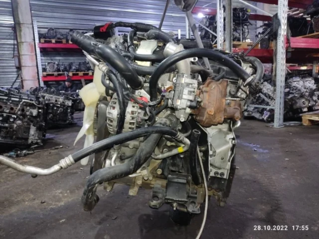 Двигатель для Nissan Navara D40 rest 2010-2015 на фотографиях