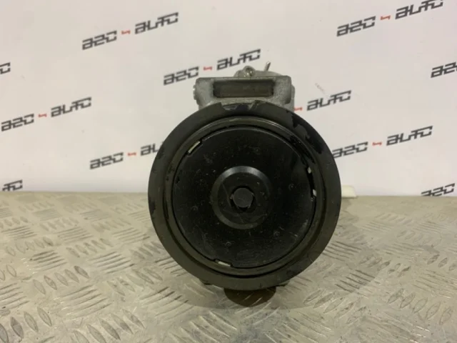 Компрессор кондиционера для Volkswagen Passat Variant (B6, Typ 3C) 2004-2010 на фотографиях