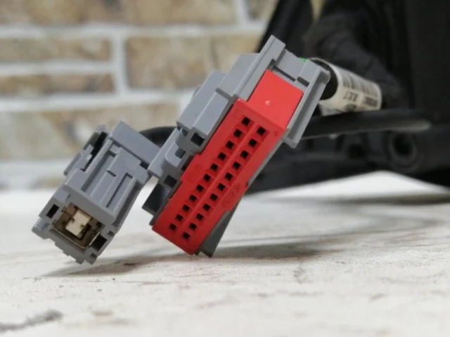 Стекла и зеркала для Land Rover Range Rover L405 2012-2017 на фотографиях