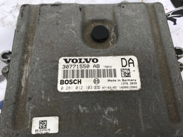 Блок управления двигателем для Volvo XC90 I C 2002-2014 на фотографиях