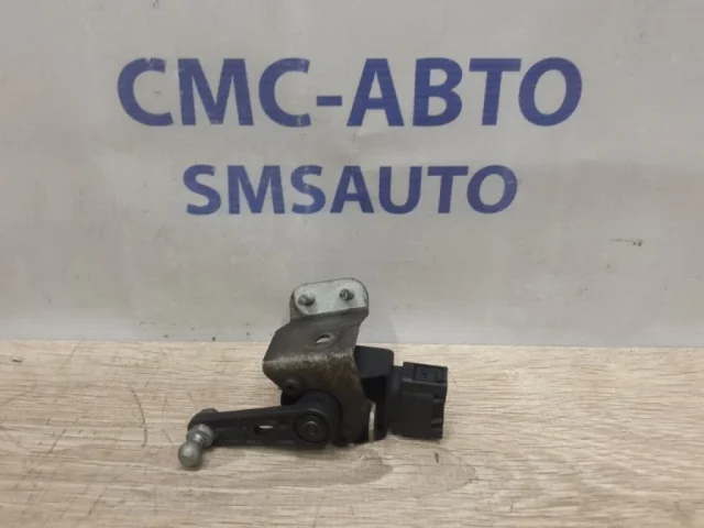 Датчик положения кузова для Volvo XC60 Y20 2008-2017 на фотографиях