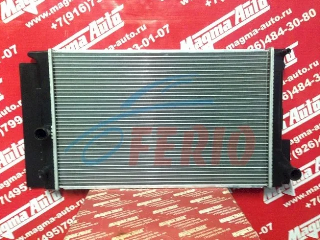 Радиатор охлаждения ДВС для Toyota Corolla E140/E150 Седан 2006-2013 на фотографиях