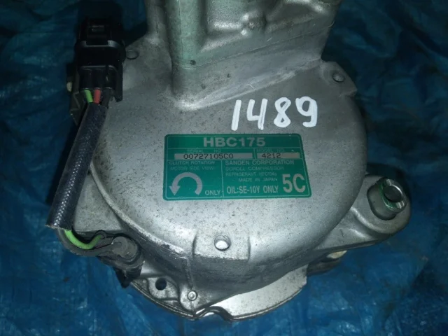 Компрессор кондиционера для Honda Civic FA 2005-2010 седан на фотографиях