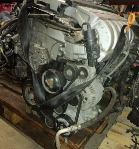 Продажа двигателя AXZ