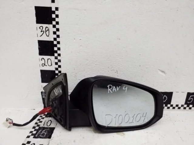 Зеркало заднего вида (в салоне) для Toyota RAV4 XA40 rest 2015-2019 на фотографиях