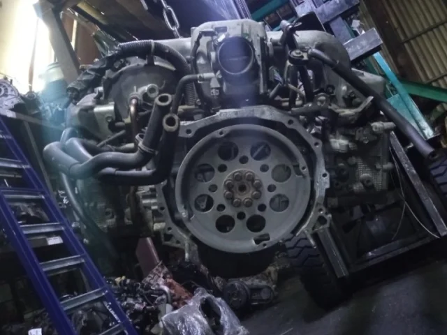 Двигатель без навесного для Subaru Legacy BM/B14 2009-2013 на фотографиях