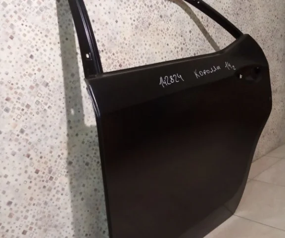 Дверь задняя левая для Toyota Corolla E140/E150 Седан 2006-2013 на фотографиях