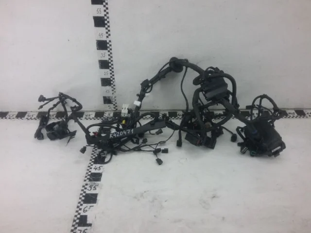 Проводка моторного отсека для Hyundai Solaris 1 рестайлинг 2014-2017 на фотографиях