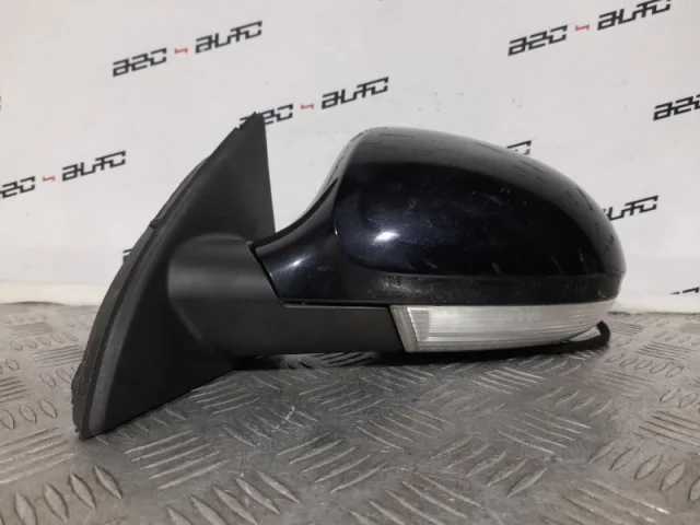 Зеркало боковое левое для Volkswagen Passat Variant (B6, Typ 3C) 2004-2010 на фотографиях