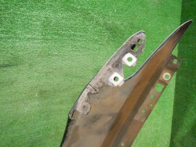 Крыло правое для BMW 5er G30 2016-2023 на фотографиях