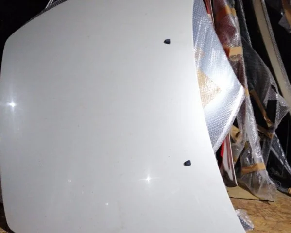 Капот для Volvo C30 MK 2006-2013 на фотографиях