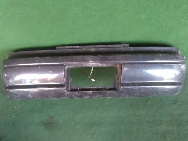 Бампер задний для Toyota Corolla E110 Хэтчбек 1997-2002 на фотографиях