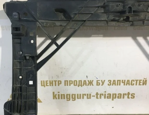 Панель радиатора (телевизор) для Skoda Rapid I NH3 2012-2017 на фотографиях