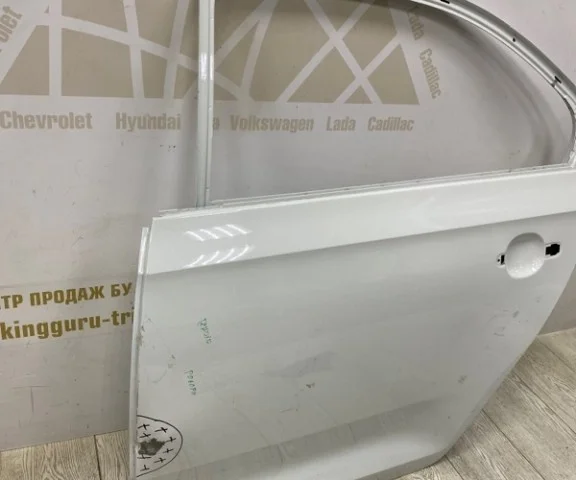 Дверь задняя левая для Skoda Rapid I rest NH3 2017-2020 на фотографиях