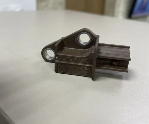 Датчик лобового удара для Audi Q7 4L 2005-2015 на фотографиях