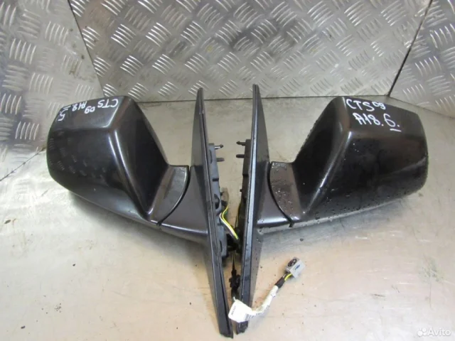 Стекла и зеркала для Cadillac CTS 2 2008-2014 на фотографиях