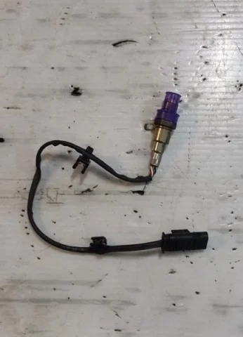 Лямбда-зонд (второй) для BMW X3 G01 2017-2023 на фотографиях