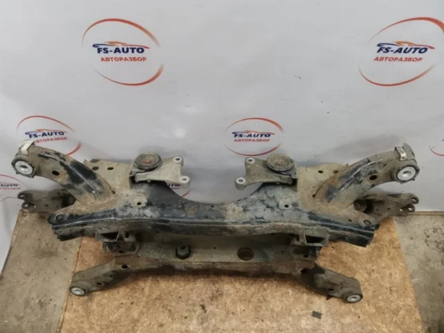 Задний подрамник для Mazda CX 5 KE 2011-2017 на фотографиях