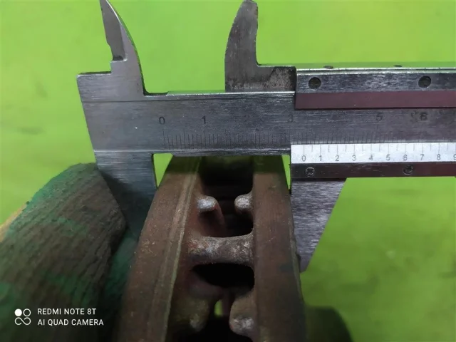 Диски тормозные передние (комплект) для Volkswagen Touareg I (7L) 2002-2010 на фотографиях