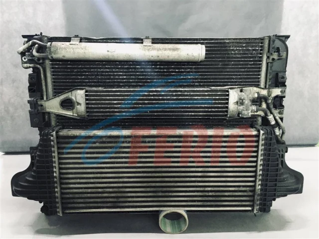 Радиатор охлаждения ДВС для Mercedes-Benz M class W164 2005-2011 на фотографиях