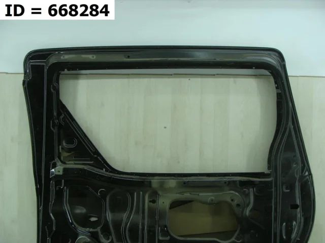 Двери для Toyota Alphard H30 2015+ на фотографиях