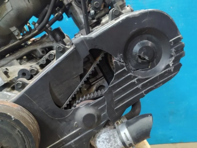 Двигатель без навесного для Subaru Legacy Универсал BH/B12 1998-2003 на фотографиях