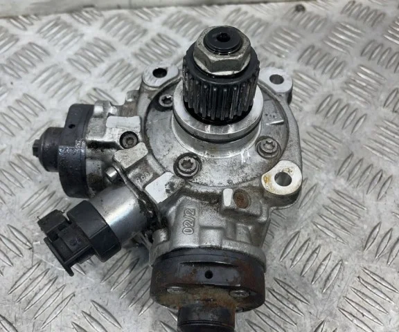 ТНВД для Audi Q7 4M 2015+ на фотографиях