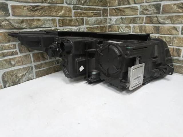 Фары для Land Rover Range Rover Evoque L538 Rest 2015-2018 на фотографиях