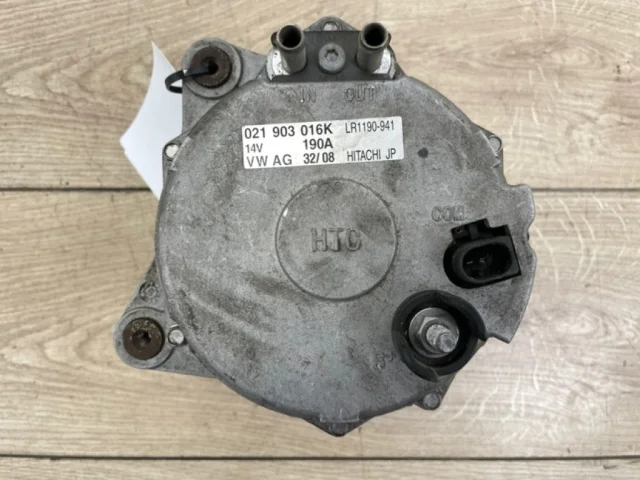 Генератор для Audi Q7 4L 2005-2015 на фотографиях