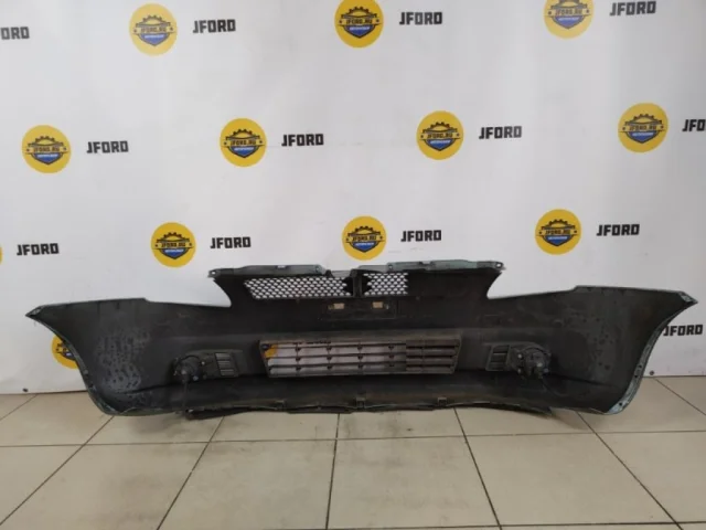 Бампер передний для Suzuki Swift Хэтчбек 5-d 2010-2015 на фотографиях