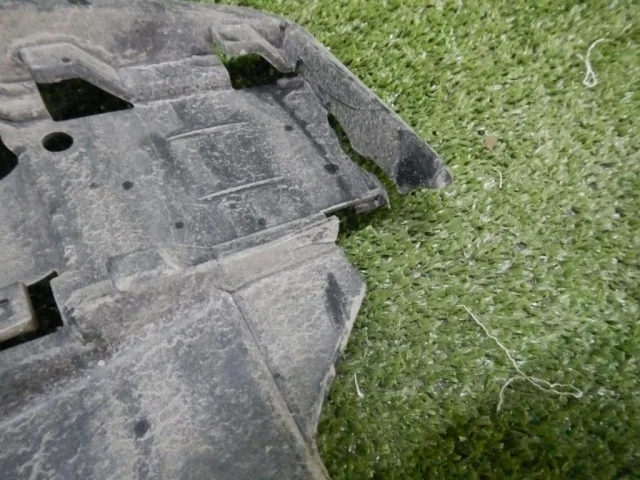 Кронштейн заднего бампера левый для BMW 5er Ф10 Rest. 2014-2017 на фотографиях