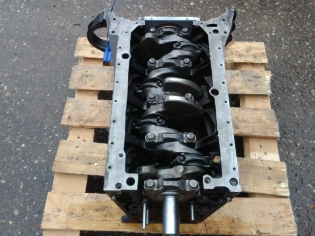 Двигатель для Mercedes-Benz Vito W639 Vito Микроавтобус 2003-2013 на фотографиях