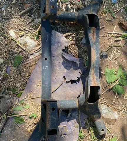 Задняя балка для Mitsubishi ASX I 2010-2012 на фотографиях