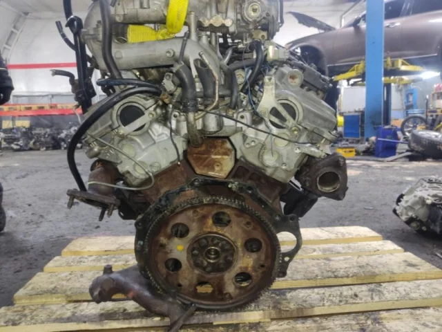 Двигатель для Toyota Land Cruiser 90 1995-1997 на фотографиях