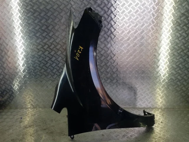 Крыло правое для Mazda CX 7 ER 2006-2010 на фотографиях