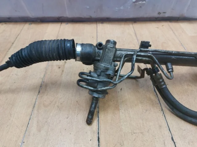 Электроусилитель руля для Opel Astra H Caravan 2004-2014 на фотографиях