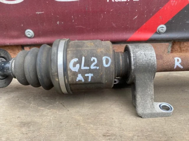 Привод передний правый для Honda Accord 7 2002-2008 на фотографиях