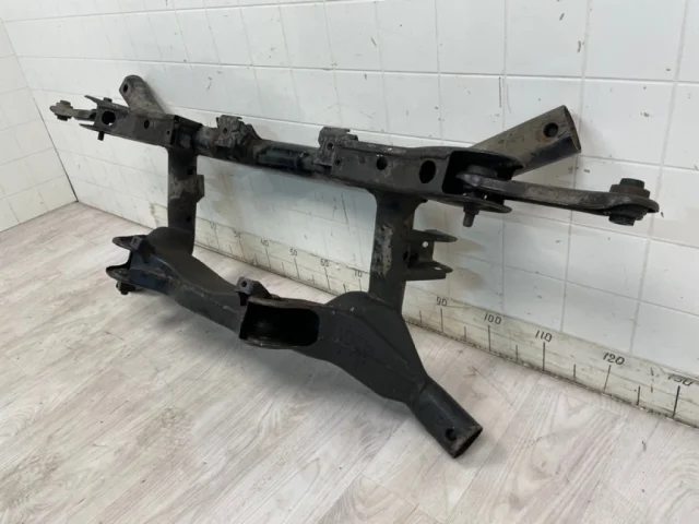 Задний подрамник для Mitsubishi ASX I 2010-2012 на фотографиях