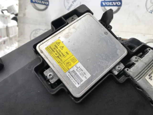 Блок розжига ксенона для Volvo XC70 BZ 2007-2016 на фотографиях