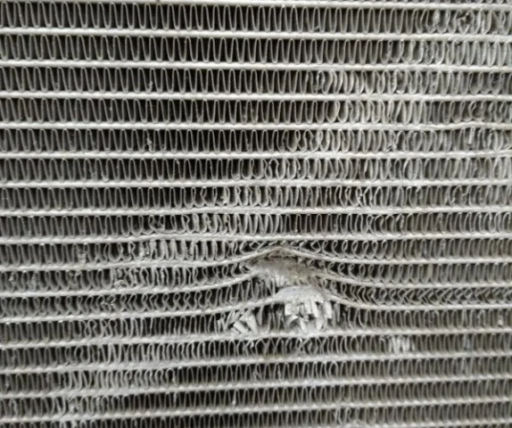 Радиатор охлаждения ДВС для BMW 3er F30 2011-2019 на фотографиях