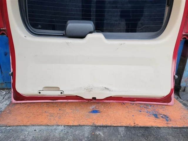 Крышка багажника для Ford Explorer U251 2005-2011 на фотографиях