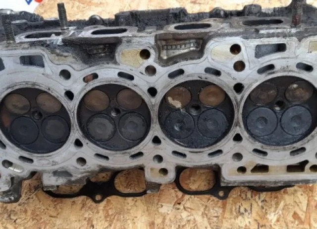 ГБЦ для Nissan X-Trail T30 RU 2001-2007 на фотографиях